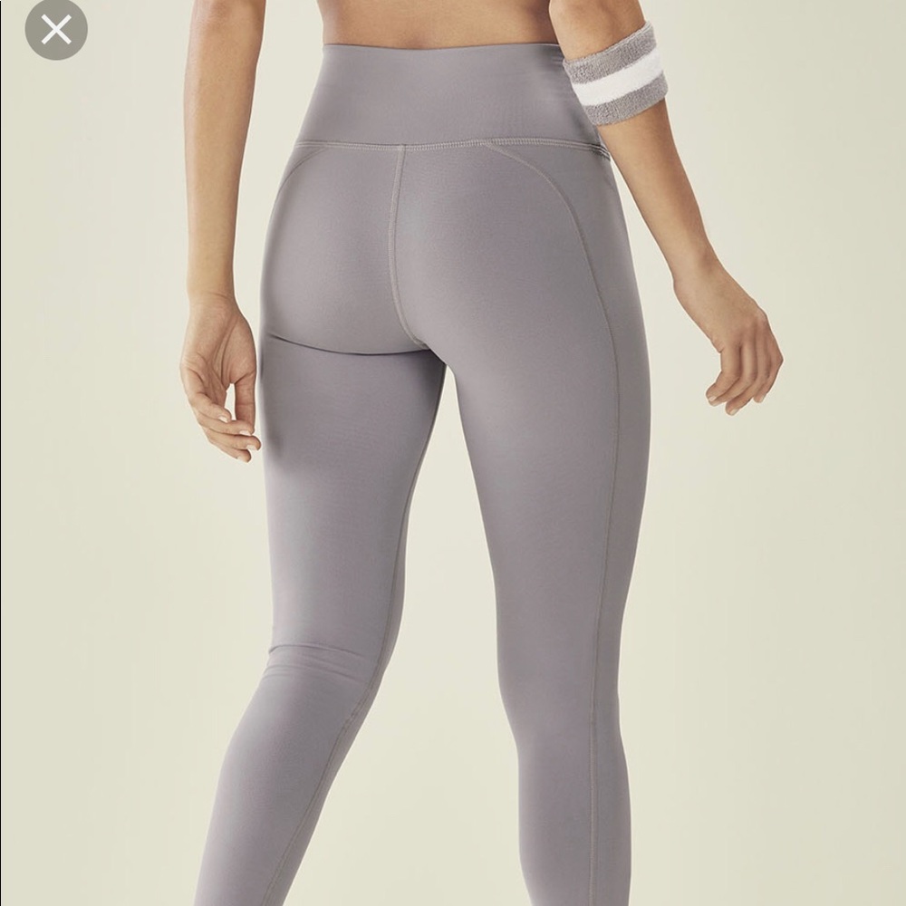Fabletics High-Waisted Solid Powerhold Capri
